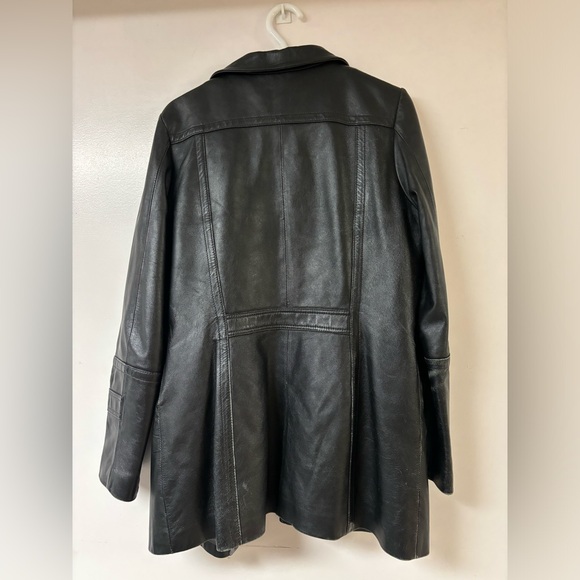 Danier women’s leather jacket with lining size small - Picture 2 of 9